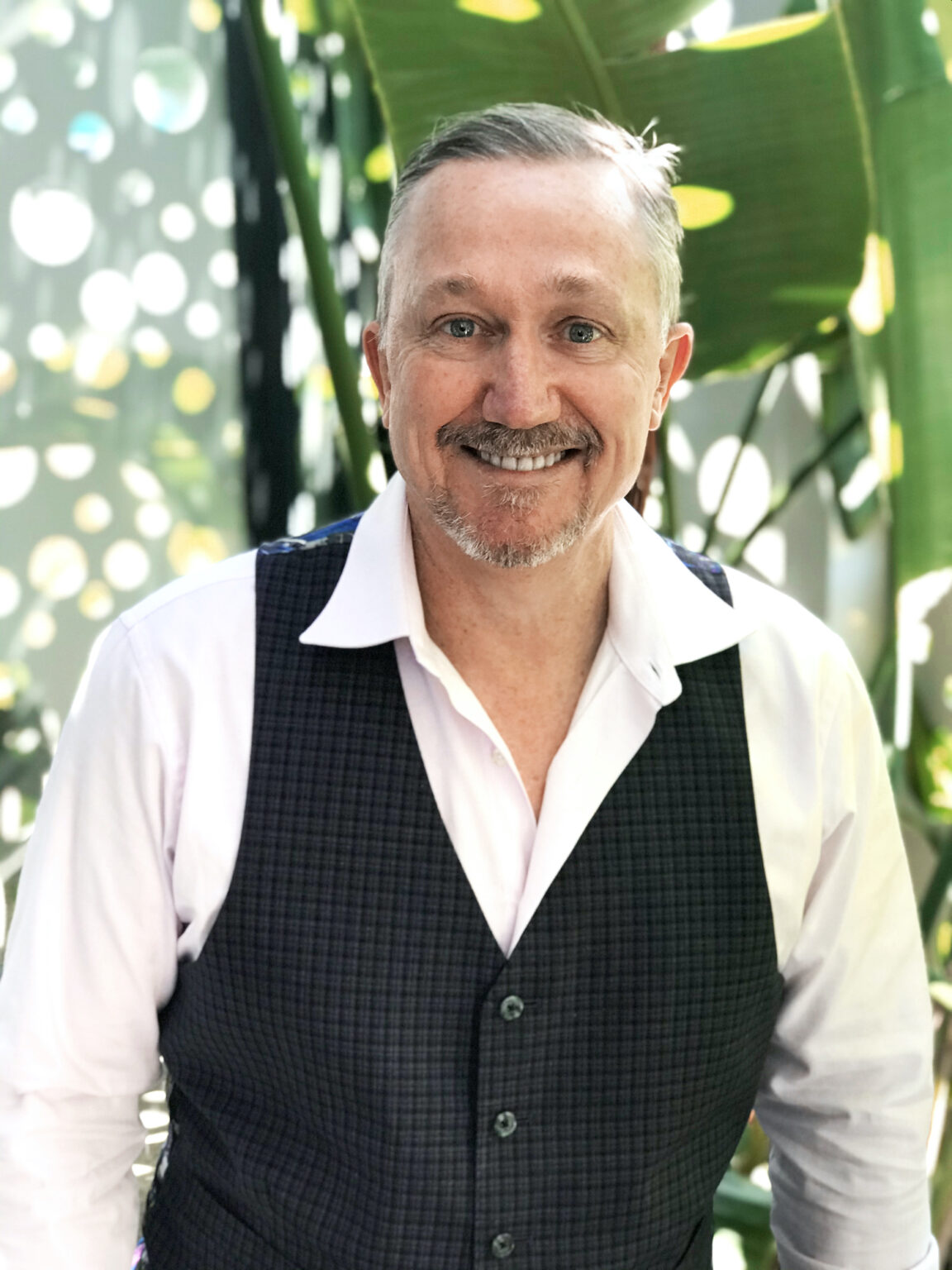 Plastic Surgeon Gold Coast Southport Queensland Craig Layt MD